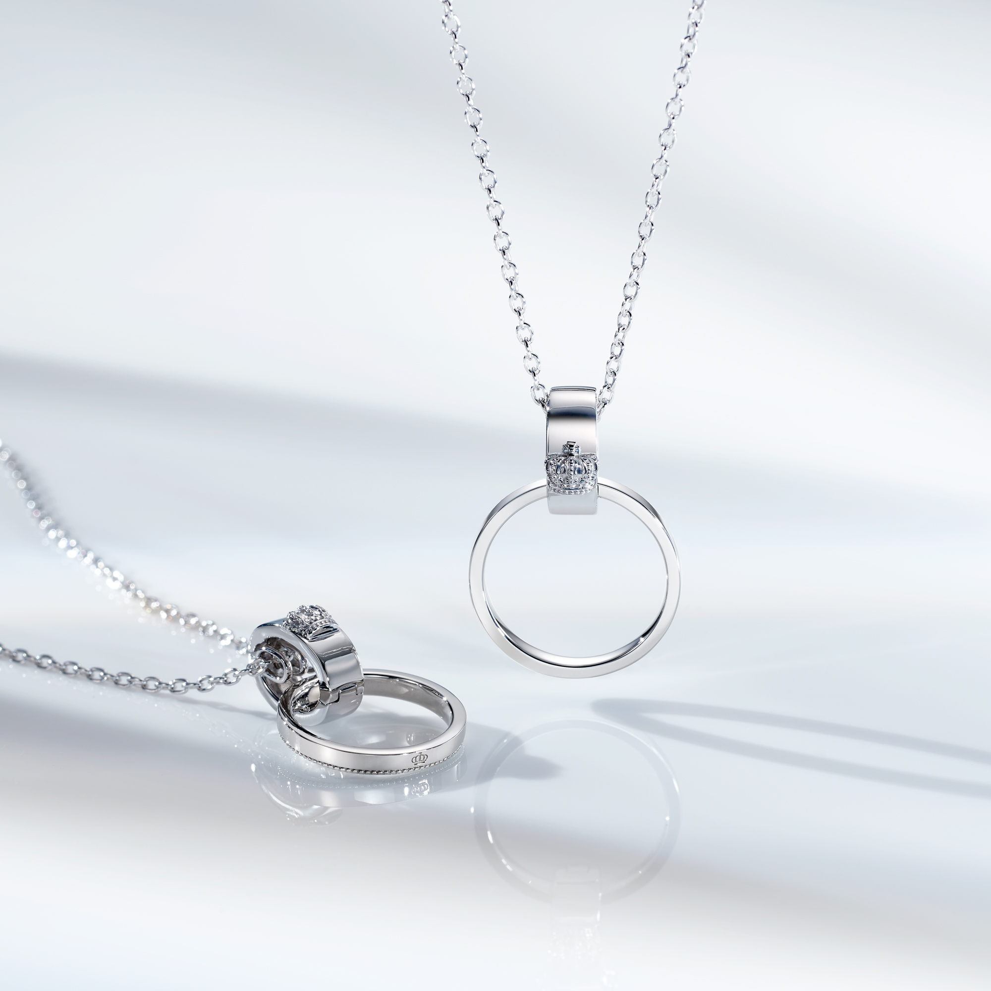 Love Holder Necklace~ 二人の結婚指輪をペンダントに - Justin Davis ...